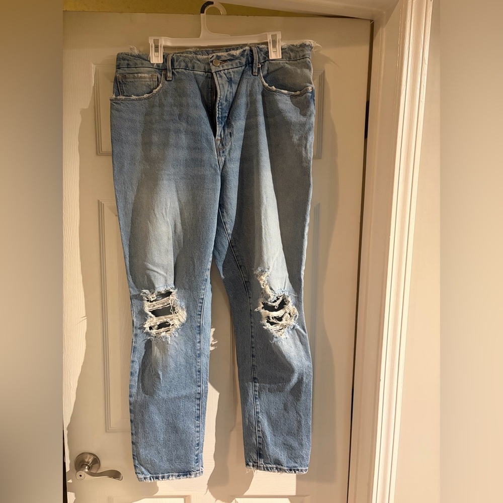 Good American Light Blue Boyfriend Jeans